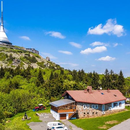 Horská Chata Ještědka Svetla pod Jestedem Exterior foto