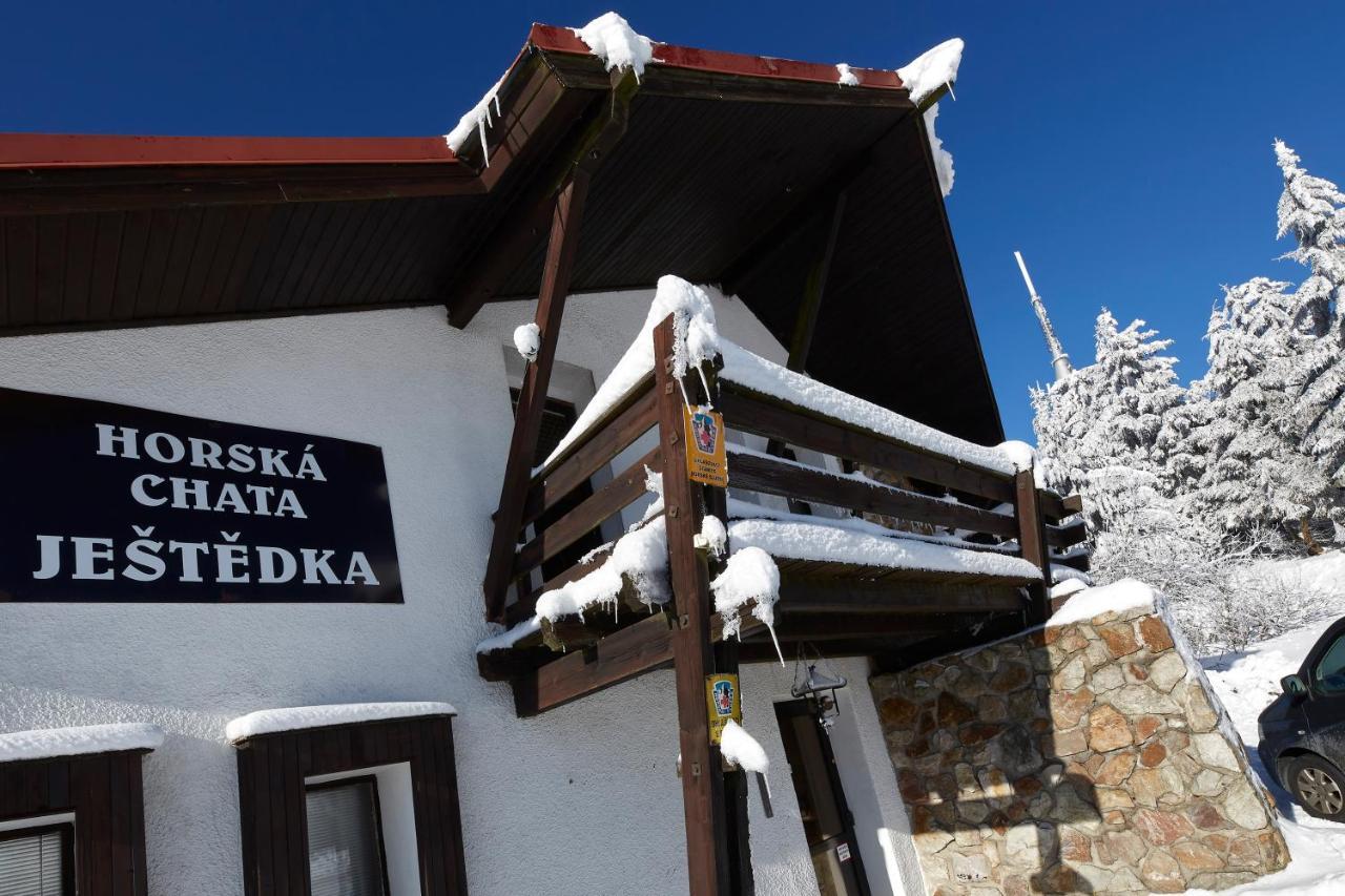 Horská Chata Ještědka Svetla pod Jestedem Exterior foto